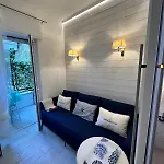Suite Home Apartman Alassio