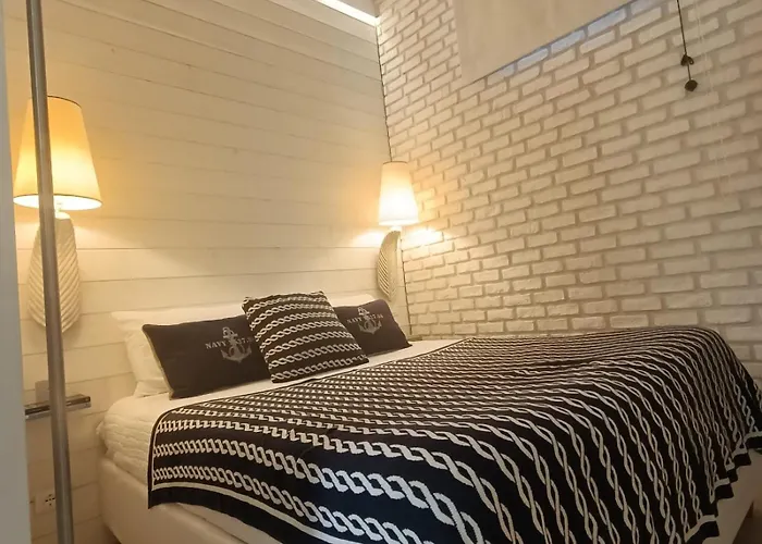Suite Home Алассио